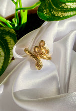 Load image into Gallery viewer, Serpent Ring