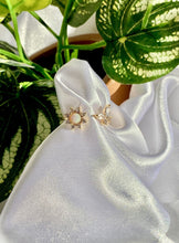 Load image into Gallery viewer, Opal Butterfly Ring